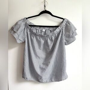 Old Navy Blue and White Ruffle Puff Sleeve Blouse